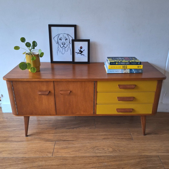 Image 1 of vintage dressoir