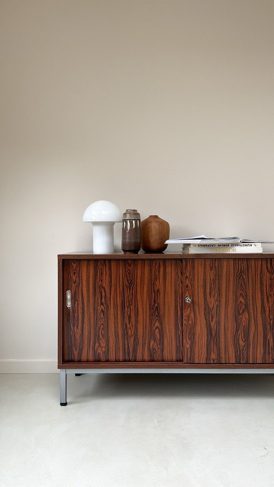 Image 1 of Palisanderschrank mit Schiebetüren