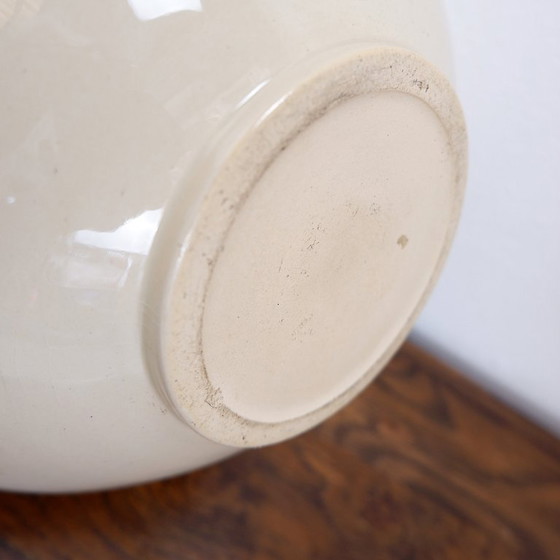 Image 1 of Grote wijnkaraf versierd met de wapenschilden van koning Willem III en de koningin