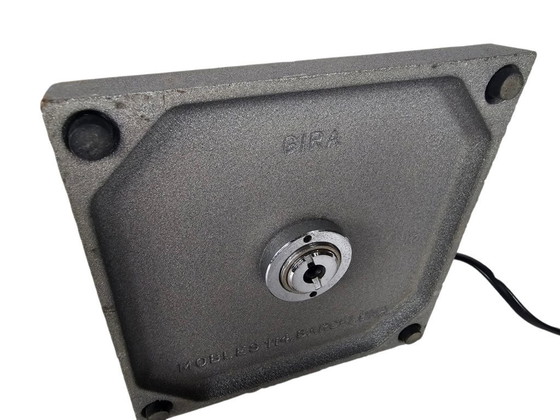 Image 1 of Barcelona Furniture Tour 114 - Santa & Cole - design J.M. Massana, J.M. Tremoleda et Mariano Ferrer - 1978