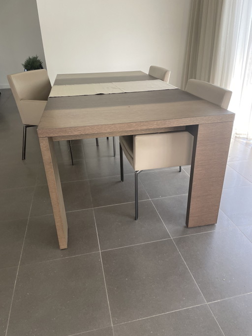 Maxalto dining table Apta