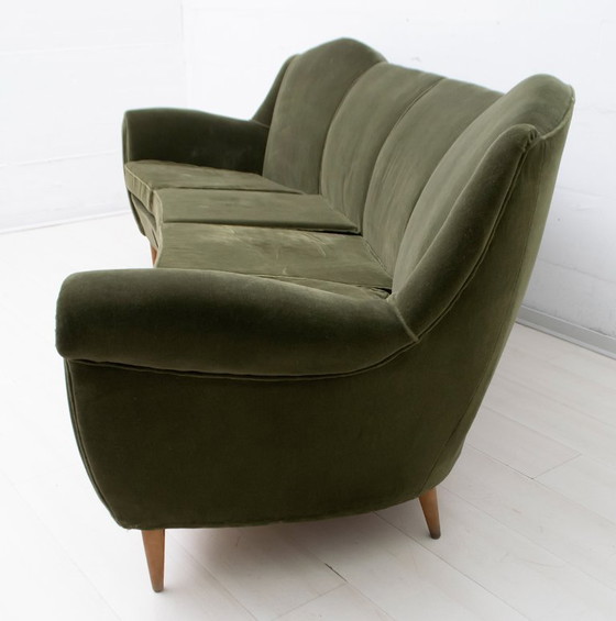 Image 1 of Sofá curvo de terciopelo italiano moderno de mediados de siglo, años 50