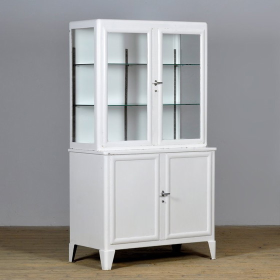 Image 1 of Armadietto medico in ferro, anni '30