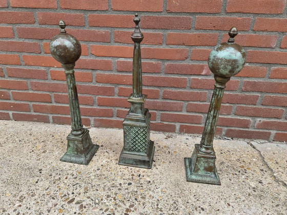 Image 1 of 3 ornements de style Empire aspect bronze