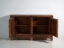 Credenza in pino con due ante e pannelli smerlati – Cina, circa 1950 – Credenze (photo 39 of 40)