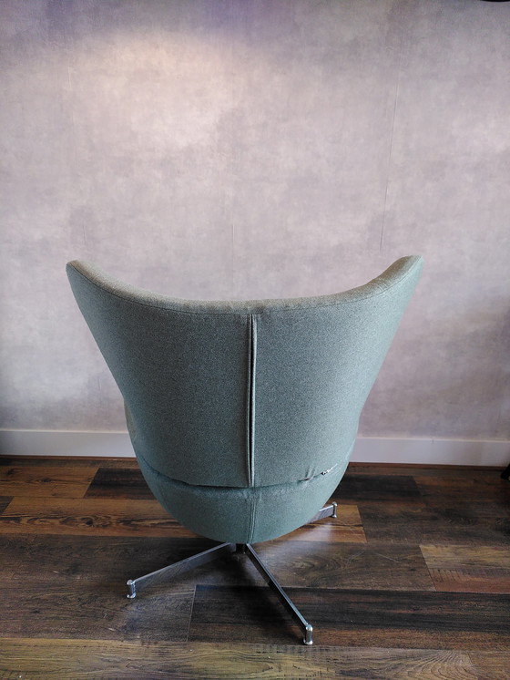 Image 1 of Poltrona con schienale alto Topform e poggiapiedi