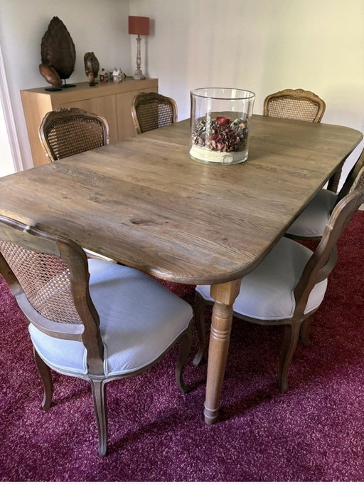 10 chaises avec table rustique