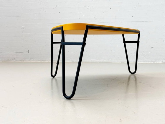 Image 1 of Mesa de centro Petalo de Charlotte Perriand para Cassina, principios de la década de 2000