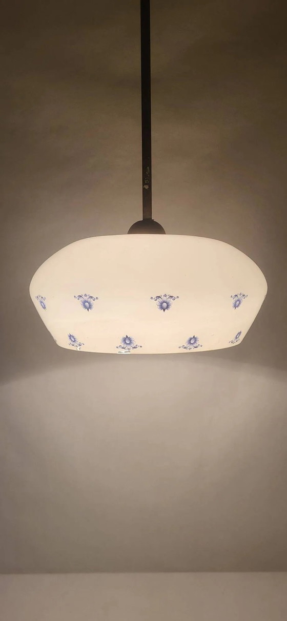 Opaline glass pendant light – Pendant lamps (photo 9 of 9)
