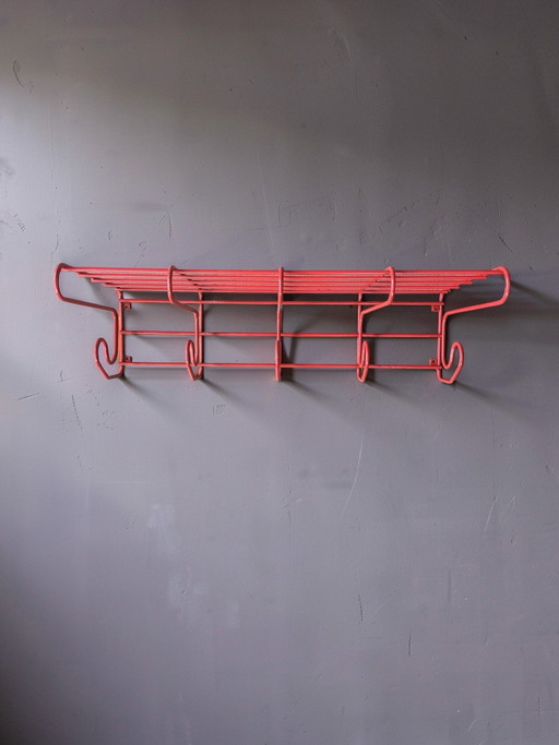 Perchero vintage IKEA Frän rojo de los años 80 | Perchero y colgador de sombreros de metal retro | Diseño (photo 2 of 5)