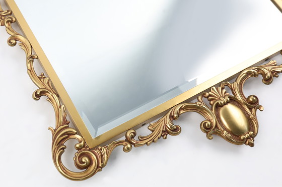 Image 1 of Espejo de pared biselado de cobre macizo, estilo Luis XV francés del siglo XX