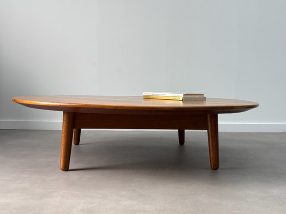 Vintage Danish Design Coffee Table XXL Teak lounge model (Ø130cm) – Wood (photo 4 of 10)
