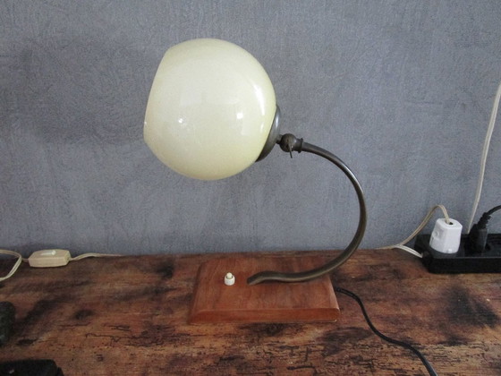 Image 1 of Beautiful art deco lamp from the 1920s-1940s in nice vintage condition.