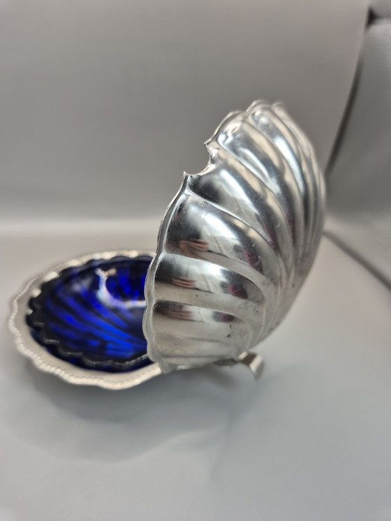 Image 1 of Vintage roestvrijstalen schelpschaal met kobaltblauwe glazen inzet - kaviaar- of boterserver