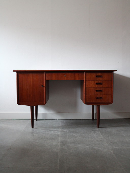 Scrivania danese vintage in teak