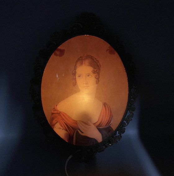 Ritratto Illuminato Vintage Paolina Bonaparte 40cm – Applique, Glass, Wood (photo 4 of 9)