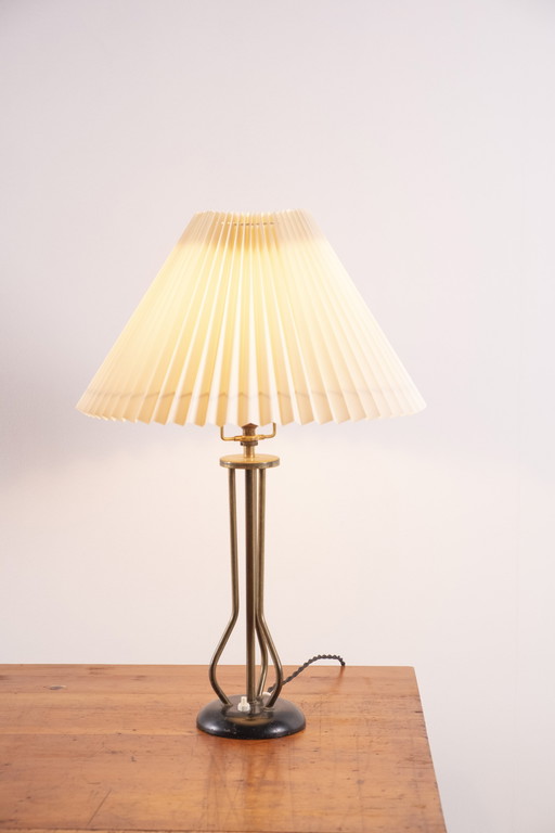 Lampe de table danoise en laiton, 1950 Danemark