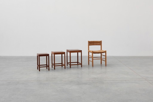 Juego de 3 mesas apilables de madera de roble en estilo Art Decó, Francia ca. 1925