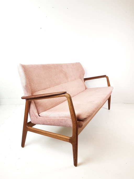 Vintage Bovenkamp Aksel Bender Madsen bankje | bank roze nieuw gestoffeerd