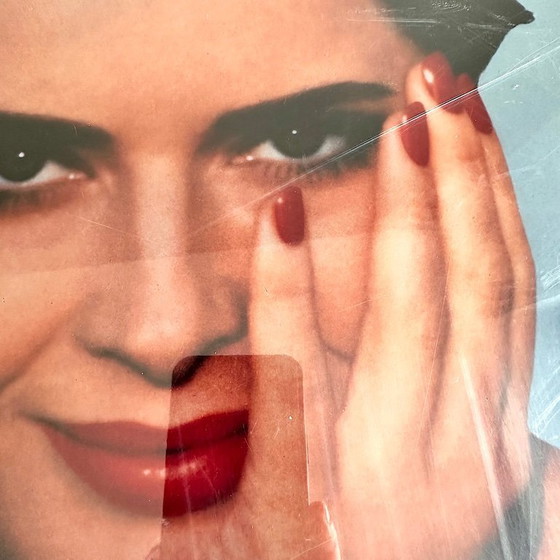 Image 1 of Vintage Leuchtreklame . Belfe . Isabella Rossellini . Opticart . Deutschland . Werbetafel . 80er . Leuchtdisplay . Leuchtkasten