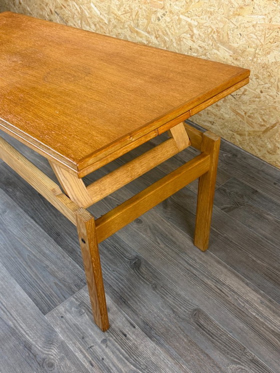 Tavolino da caffè o tavolo da pranzo regolabile in rovere, design danese anni '60 '70 – Tavolini da caffè (photo 20 of 21)