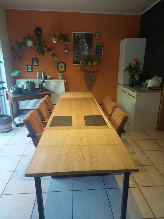 Image 1 of Tavolo da 6 a 12 persone