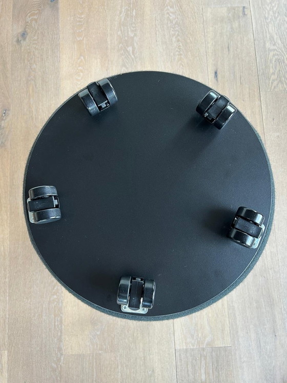 Image 1 of Narbutas GIRO - set van 2 poefs - antracietkleurig vilt