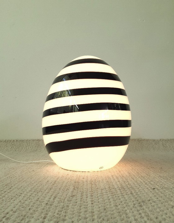 Image 1 of Large ILU di Vetro glass table lamp / floor lamp, egg-shaped Zebra black and white glass, Italian glass Dutch design