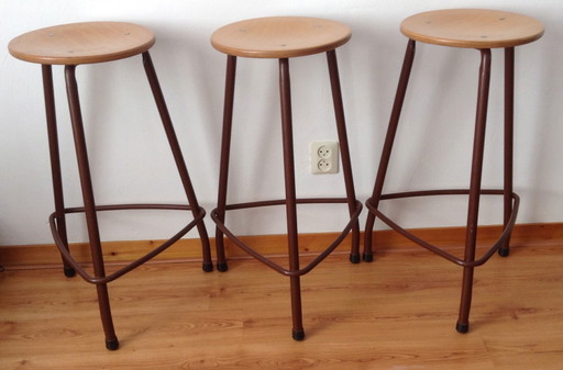3 Friso Kramer Ahrend de Cirkel krukjes jaren 60