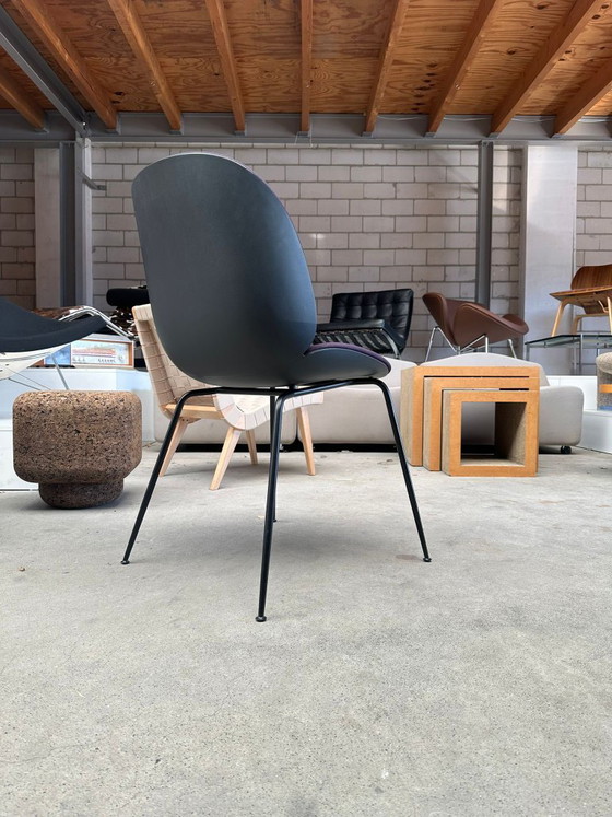 Gubi Beetle chair, GamFratesi (disponibilità: 6) – Sedie da pranzo, Metallo, Plastica (photo 3 of 6)
