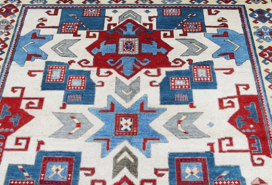 Image 1 of Origineel handgeknoopt Ziegler Kazak tapijt, 200 x 154 cm. Nieuw en in uitstekende staat.