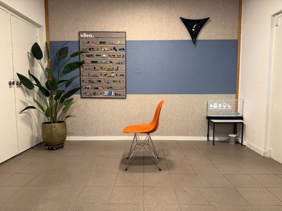 Vitra | Eames | DSR | Rusty orange | 4 pezzi – Sedie da pranzo, Plastica, Cromo (photo 3 of 10)