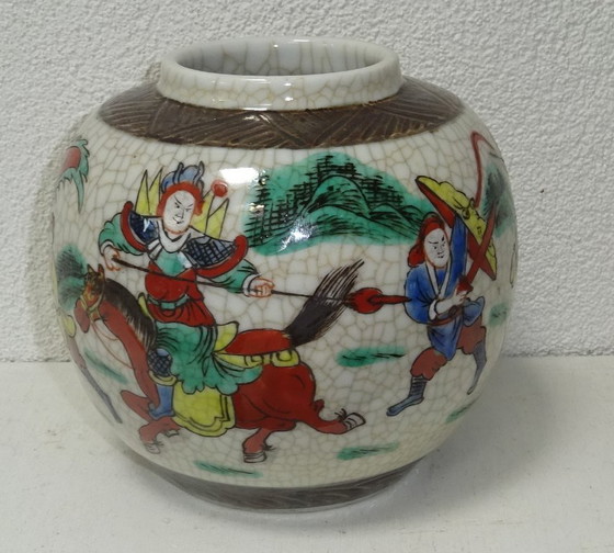 Vasi asiatici craquelé con decorazione di guerrieri, set di 3, Ceramica, Crema, Aziatisch (foto 14 di 15)