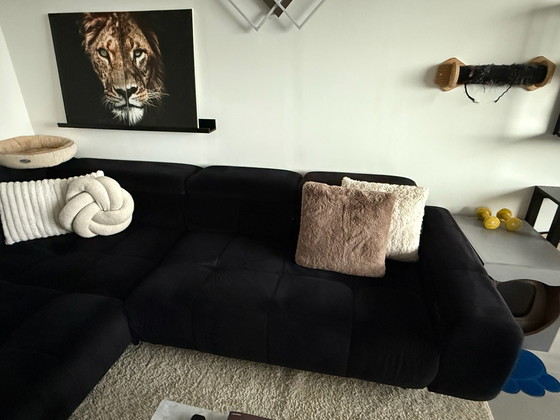 WERSAL Plaza L Design Corner Sofa - Black - Electric Seat, Velvet, Polyester (photo 3 of 7)