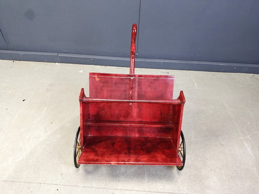 Italienischer, lackierter Schwanen-Barwagen aus Ziegenleder von Aldo Tura, 1960er Jahre