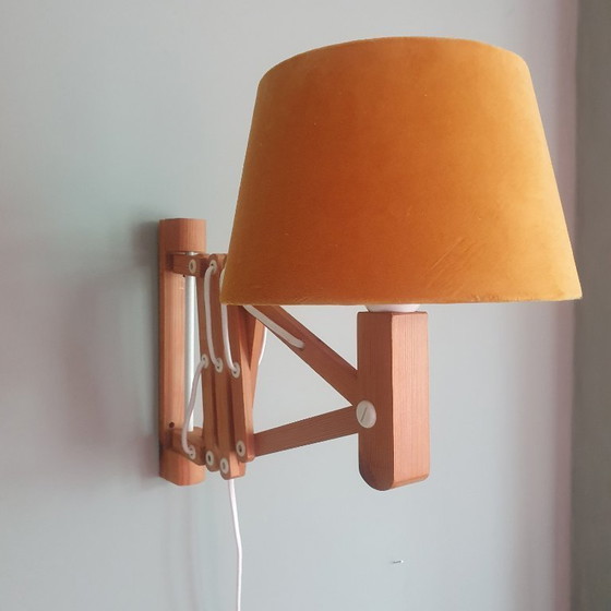Image 1 of Lampe ciseaux vintage en bois Ikea des années 1980.