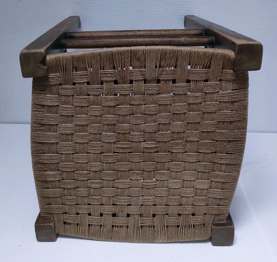 Sgabello vintage in legno con intreccio vegetale – Sgabelli (photo 2 of 12)