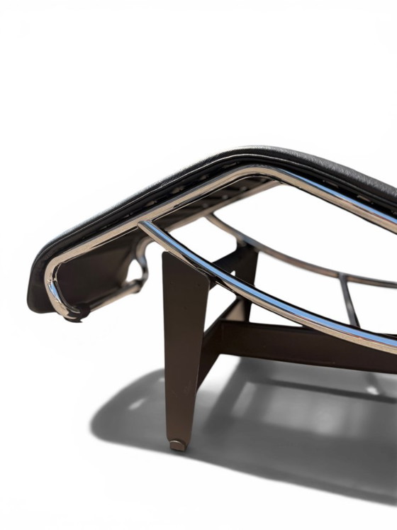 Image 1 of Authentic Cassina LC4 Chaise Longue by Le Corbusier - Black Leather (Serial N°114715)