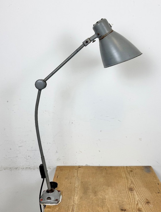 Image 1 of Lámpara de mesa industrial grande, gris, estilo taller, década de 1960