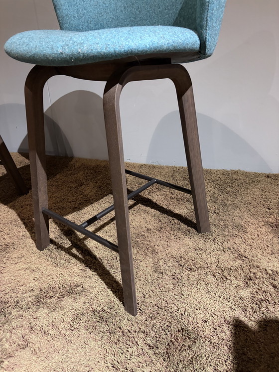 Image 1 of Taburete de bar Arco “Close” de media altura zh 65cm