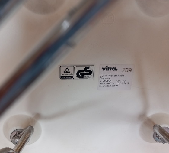 Image 1 of 4 sillas Vitra Eames DAR