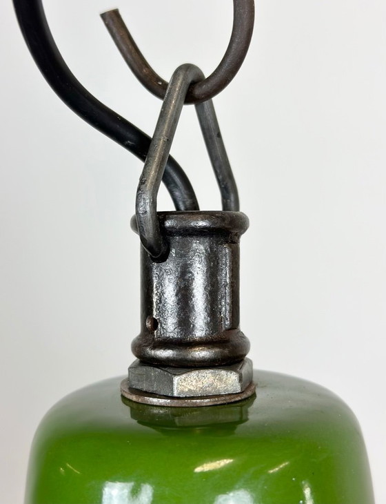 Image 1 of Lampe industrielle en émail vert de Zaos, années 1960