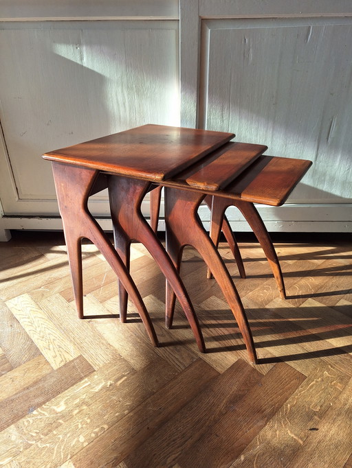 Mesas nido vintage únicas