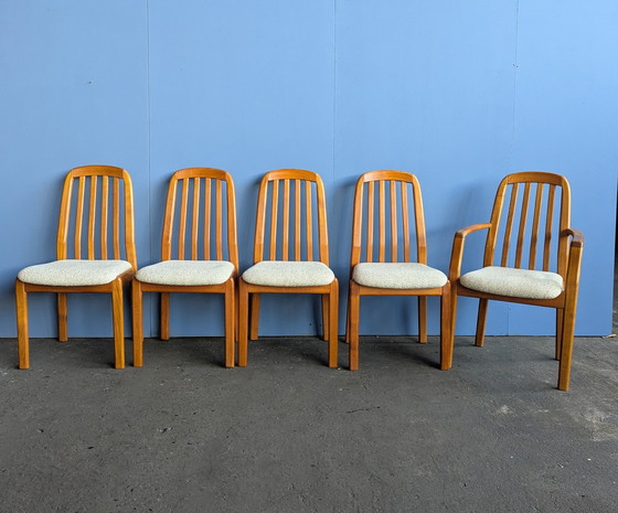 Image 1 of Set aus 5 Dyrlund Teak-Esszimmerstühlen, Dänemark