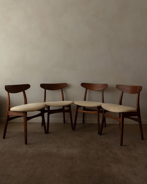 Set aus 4 Vintage CH30-Esszimmerstühlen von Hans J. Wegner für Carl Hansen & Søn – dänisches Design, 1950er Jahre