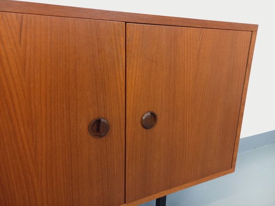 Image 1 of Enfilade meuble de rangement bibliothèque vintage style scandinave moderniste en teck et métal noir des années 60