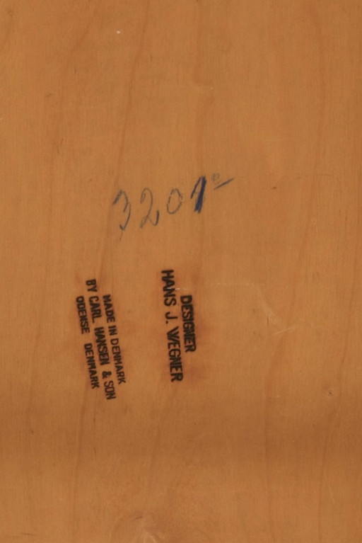 Een set van 4 'CH30' eetkamerstoelen - Hans J. Wegner