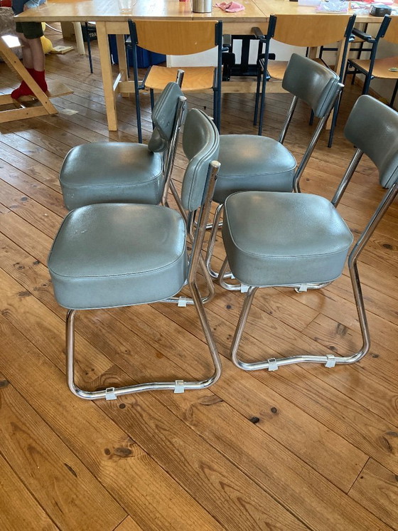 Image 1 of Sedie Pullman 4