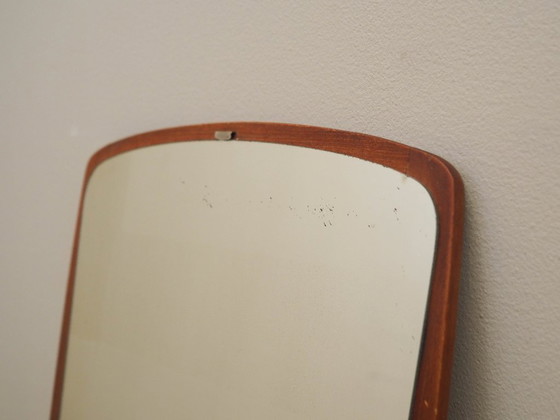 Image 1 of Espejo con marco de teca, diseño danés, años 70, producción: Dinamarca