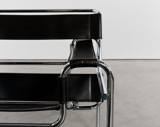 Image 1 of Sedia originale di Wassily - edizione Fasem - timbrata